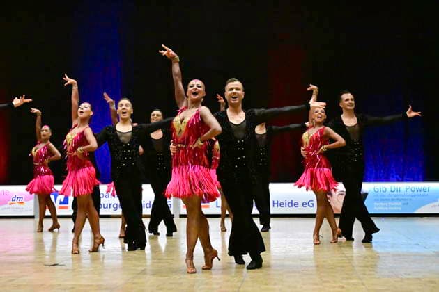 GER Dancing, 1 Bundesliga der Lateinformationen 17 01 2025, GER Dancing, 1 Bundesliga der Lateinformationen,, preliminary round, in the picture Gruen Gold Club Bremen Team B with the theme Final Countdown nordphotoxGmbH xWitke nph00002