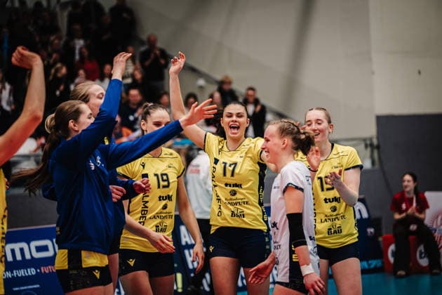 Volleyball Women Season 2025 2026 Volleyball Bundesliga ETV Hamburger Volksbank Volleys vs SSC Palmberg Schwerin 17 01 2026 MVP of the match is Finnja Frommann 2, SSC Palmberg Schwerin in white jersey Hamburg CU Arena Hamburg Germany