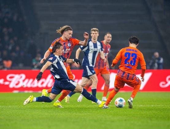 Soccer, Men, Season 2025 2026, 2 Bundesliga 18 Matchday , Hertha BSC FC Schalke 04, v l Michal Karbownik Hertha BSC , Mika Wallentowitz Schalke , Soufiane El Faouzi Schalke , 17 01 2026, Copyright: xSebastianxRäppold MatthiasxKochx