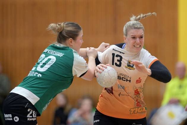 Luisa Krueger SG 09 Kirchhof 20 L and Samira Brand VfL Waiblingen 13 on the ball , GER, SG 09 Kirchhof VfL Waiblingen, Handball, 2 Bundesliga Women, Matchday 14, Season 2025 2026, 17 01 2026, GER, SG 09 Kirchhof VfL Waiblingen, Handball, 2 Bundesliga Women, Matchday 14, Season 2025 2026, date Melsungen Copyright: xEibner-Pressefotox xRolandxSippelx EP_RSL