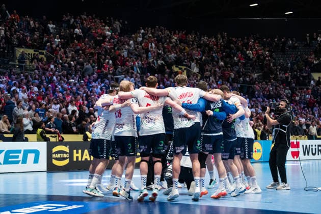260117 Players of Norway celebrate after the EHF European Handball Championship preliminary round match between Norway and Czech Republic on January 17, 2026 in Oslo Photo Vegard Grott BILDBYRAN kod VG VG0846 bbeng handball handboll handball 2026 ehf european handball championship ehf euro 2026 handball em handbolls em norway tsjekkia tjeckien czech republic czechia jubel  Copyright: VEGARDxGRoTT BB260117VG039