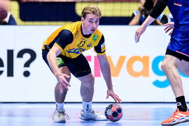 260117 Felix Montebovi of Sweden during the EHF European Handball Championship handball match between Sweden and the Netherlands on January 17, 2026 in Malmö Photo Mathilda Schuler BILDBYRAN kod MA MA0921 handball handball handballs em 2026 sverige sweden nederländerna netherlands ehf european handball championship bbeng  Copyright: MATHILDAxSCHULER BB260117MA249