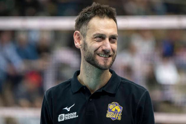 1 Volleyball Bundesliga season 2025 2026 Cerebricks Volley Goats Mitteldeutschland vs ASV Dachau Halle, Germany January 17, 2026 In the picture coach Christian Imhoff Bitterfeld laughing, smiling, in a good mood, grinning, grinning, Halle Saale swh Arena Sachsen Anhalt Germany