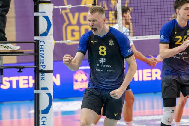 1 Volleyball Bundesliga Season 2025 2026 Cerebricks Volley Goats Mitteldeutschland vs ASV Dachau Halle, Germany January 17, 2026 In the picture Jannis Wehry Bitterfeld facial expression, strong facial expression, emotion, Halle Saale swh Arena Sachsen Anhalt Germany