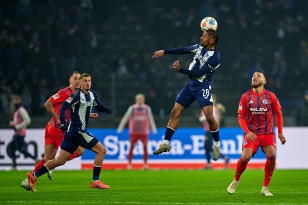Jeremy Dudziak Hertha BSC, 28 , Header, GER, Hertha BSC vs ,FC Schalke 04, 2 Bundesliga, Season 2025 2026, Matchday 18, 17 01 2026 DFL REGULATIONS PROHIBIT ANY USE OF PHOTOGRAPHS AS IMAGE SEQUENCES AND OR QUASI VIDEO GER, Hertha BSC vs ,FC Schalke 04, 2 Bundesliga, Season 2025 2026, Matchday 18, 17 01 2026 Berlin Copyright: xClaudiusxRauch,xEibner-Pressefotox xClaudiusxRauchx EP_CRH