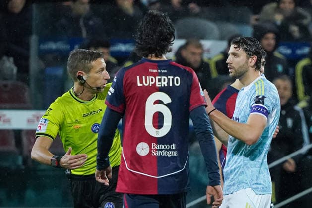Cagliari Calcio v Juventus FC - Serie A Davide Massa is the referee of the Imperia section during the Serie A TIM match between Cagliari Calcio and Juventus FC in Italy, on January 17, 2026. Cagliari Italy  Copyright: xAlessandroxToccox originalFilename:alessandro-cagliari260117_npLxE.jpg