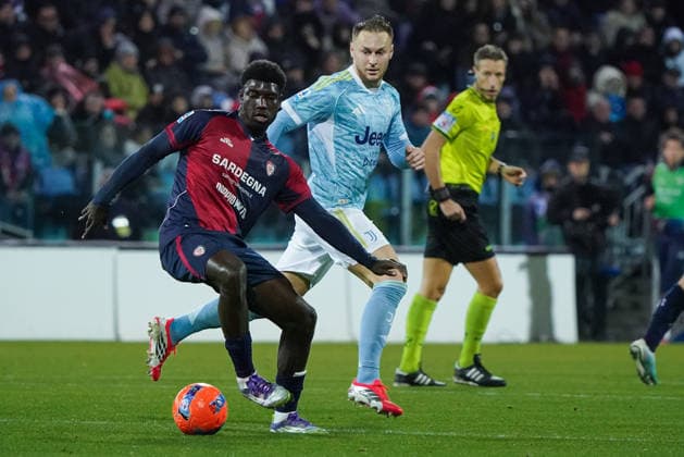Cagliari Calcio v Juventus FC - Serie A Michel Adopo ( 8 Cagliari Calcio) plays during the Serie A TIM match between Cagliari Calcio and Juventus FC in Italy, on January 17, 2026. Cagliari Italy  Copyright: xAlessandroxToccox originalFilename:alessandro-cagliari260117_npgtz.jpg