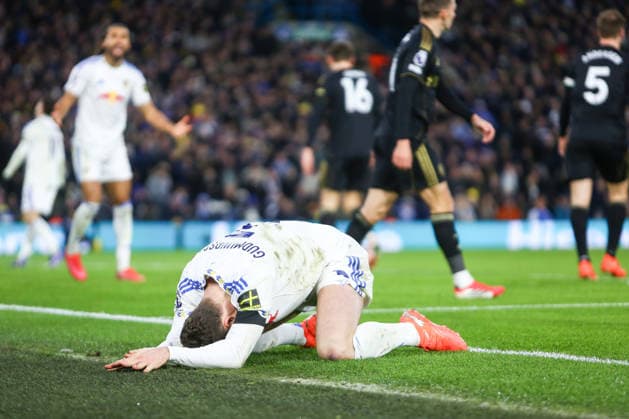 Leeds United v Fulham - Premier League Gabriel Gudmundsson of Leeds United reacts during the Premier League match between Leeds United and Fulham at Elland Road in Leeds, on January 17, 2026. Leeds West Yorkshire United Kingdom  Copyright: xMIxNewsx originalFilename:fletcher-leedsuni260117_np2U5.jpg