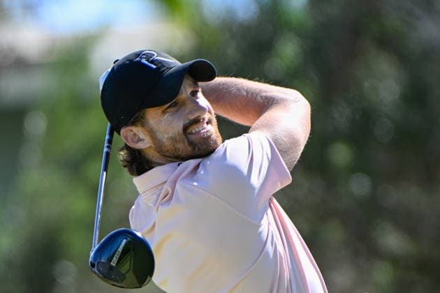 HONOLULU, HI - JANUARY 17: Patrick Rodgers (USA) watches his tee shot 1 during the third round of the Sony Open on January 17, 2026, at Waialae Country Club, Honolulu, Hawaii. (Photo by Ken Murray Icon Sportswire) GOLF: JAN 17 PGA, Golf Herren Sony Open in Hawaii EDITORIAL USE ONLY Icon2601170363