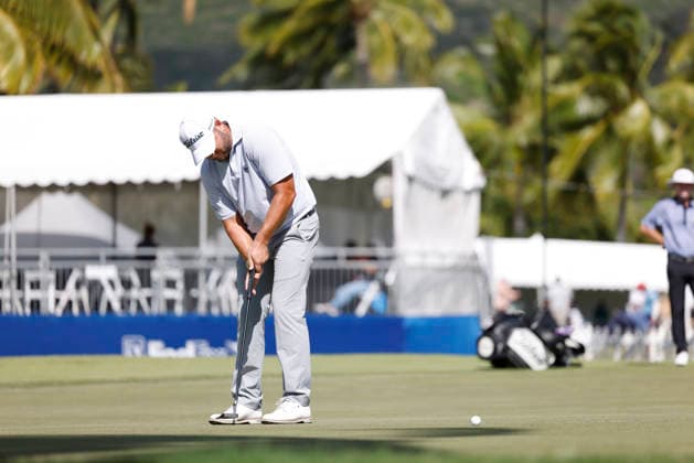 January 17, 2026, Honolulu, Hawaii, USA: JORDAN SMITH putts on the 9th green during Round 3 of the 2026 Sony Open in Honolulu, Hawaii on January 17, 2026. Honolulu USA - ZUMAm310 20260117_zsp_m310_097 Copyright: xElliotxMilesx