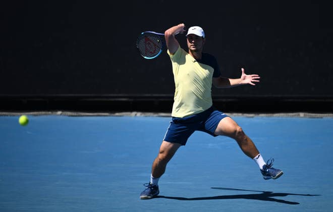 TENNIS AUSTRALIAN OPEN, Miomir Kecmanovic of Serbia in action during the Men™s 1st round match against Tomas Martin Etcheverry of Argentina on day 1of the 2026 Australian Open tennis tournament at Melbourne Park in Melbourne, Sunday, January 18, 2026. ( NO ARCHIVING MELBOURNE VICTORIA AUSTRALIA  Copyright: xJOELxCARRETTx 20260118182073865251