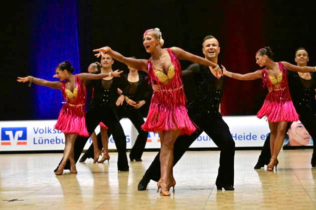 GER Dancing, 1 Bundesliga der Lateinformationen 17 01 2025, GER Dancing, 1 Bundesliga der Lateinformationen,, preliminary round, in the picture Gruen Gold Club Bremen Team B with the theme Final Countdown nordphotoxGmbH xWitke nph00002