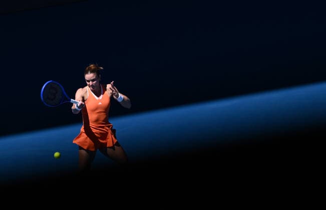 TENNIS AUSTRALIAN OPEN, Maria Sakkari of Greece in action during the Women™s 1st round match against Leolia Jeanjean of France on day 1 of the 2026 Australian Open tennis tournament at Melbourne Park in Melbourne, Sunday, January 18, 2026. ( NO ARCHIVING MELBOURNE VICTORIA AUSTRALIA  Copyright: xJOELxCARRETTx 20260118129110383744