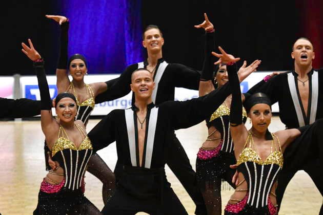 GER Dancing, 1 National League of Latin Formations 17 01 2025, GER Dancing, 1 National League of Latin Formations,, Final, in the picture Blau Weiss Buchholz Team A with the theme On the floor nordphotoxGmbH xWitke nph00002