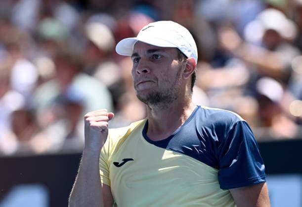 TENNIS AUSTRALIAN OPEN, Miomir Kecmanovic of Serbia reacts during the Men™s 1st round match against Tomas Martin Etcheverry of Argentina on day 1of the 2026 Australian Open tennis tournament at Melbourne Park in Melbourne, Sunday, January 18, 2026. ( NO ARCHIVING MELBOURNE VICTORIA AUSTRALIA  Copyright: xJOELxCARRETTx 20260118143690632047