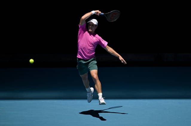 TENNIS AUSTRALIAN OPEN, Arthur Fery of Great Britain in action during the Men™s 1st round match against Flavio Cobolli of Italy on day 1 of the 2026 Australian Open tennis tournament at Melbourne Park in Melbourne, Wednesday, January 14, 2026. ( NO ARCHIVING MELBOURNE VICTORIA AUSTRALIA  Copyright: xLUKASxCOCHx 20260118126352076262