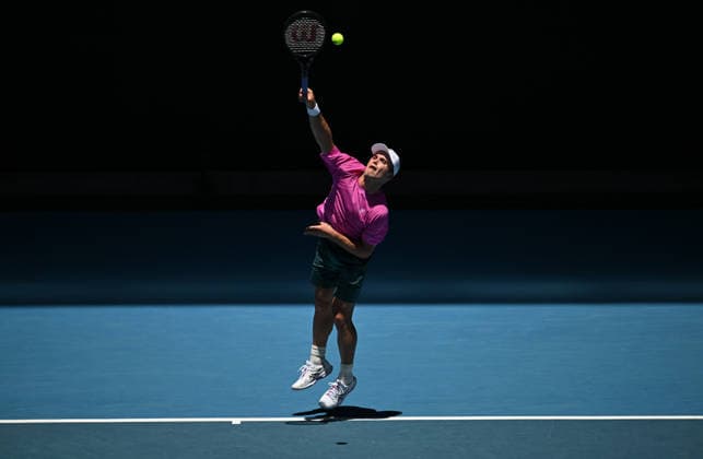 TENNIS AUSTRALIAN OPEN, Arthur Fery of Great Britain serves during the Men™s 1st round match against Flavio Cobolli of Italy on day 1 of the 2026 Australian Open tennis tournament at Melbourne Park in Melbourne, Wednesday, January 14, 2026. ( NO ARCHIVING MELBOURNE VICTORIA AUSTRALIA  Copyright: xLUKASxCOCHx 20260118164329535688