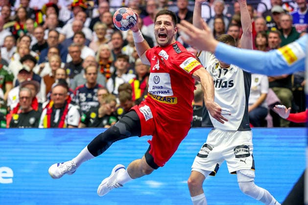 17 01 2026, Handball, Men s EHF EURO 2026, Germany Serbia, Jyske Bank Boxen in Herning, Denmark, Preliminary Round Lazar Kukic Serbia 24 Denmark