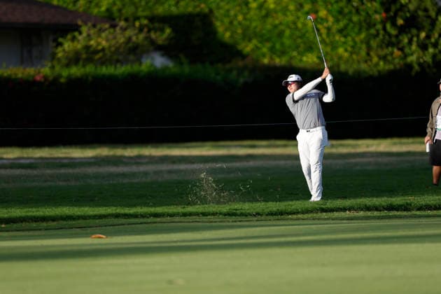 January 17, 2026, Honolulu, Hawaii, USA: S.H. Kim makes an approach shot from the 18th fairway during Round 3 of the 2026 Sony Open in Honolulu, Hawaii on January 17, 2026. Honolulu USA - ZUMAm310 20260117_zsp_m310_147 Copyright: xElliotxMilesx