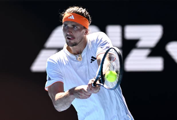 TENNIS AUSTRALIAN OPEN, Alexander Zverev of Germany in action during the Men™s 1st round match against Gabriel Diallo of Canada on day 1 of the 2026 Australian Open tennis tournament at Melbourne Park in Melbourne, Sunday, January 18, 2026. ( NO ARCHIVING MELBOURNE VICTORIA AUSTRALIA  Copyright: xJOELxCARRETTx 20260118155161450130