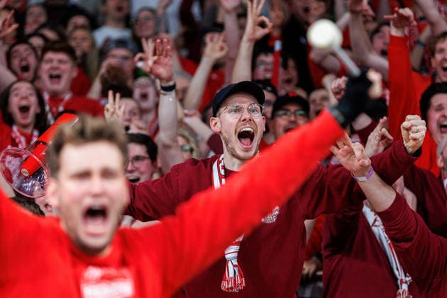 Fan, fans, spectators, cheers, cheering, positive emotions, positive emotion, BMA365 Bamberg Baskets vs Fitness First Wuerzburg Baskets, Basketball, easyCredit BBL, Matchday 16, 17 01 2026 BMA365 Bamberg Baskets vs Fitness First Wuerzburg Baskets, Basketball, easyCredit BBL, Matchday 16, 17 01 2026 Bamberg Copyright: xEibner-Pressefoto G.xSantemizx EP_EER