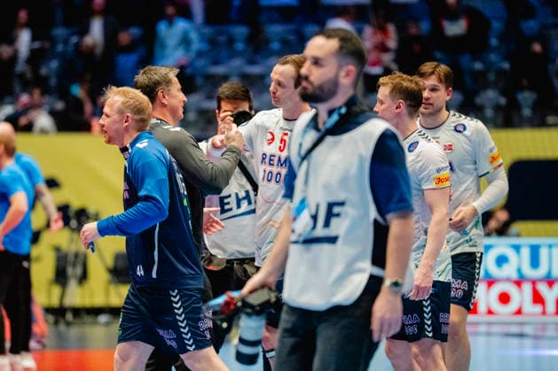 European Handball Championships, Czech Republic Norway Baerum 20260117 national team, Nationalteam manager Jonas Wille and Sander Sagosen after the European Handball Championships match between the Czech Republic and Norway in Unity arena Photo Stian Lysberg Solum NTB Baerum Norway YcosSfZuSSU EDITORIAL USE ONLY Ref BNCYcosSfZuSSU jpg  Copyright: xStianxLysbergxSolumx xNTBx Baerum Norge EDITORIAL USE ONLY. RESTRICTED USE FOR BETTING COMPANIES Ref:_BNCYcosSfZuSSU.jpg