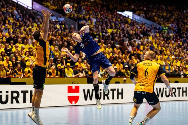 Netherlands v Sweden, EHF Euro 2026, Malmo, Sweden Malmo, Sweden - 2026, January 17 : Niels Versteijnen (20) of Netherlands seen during the EHF Euro 2026 match between Netherlands v Sweden at Malmo Arena, Malmo on 17 01 2026 Sweden, Malmo, Malmö Arena  Copyright: xGonzalesxPhoto TobiasxJorgensenx