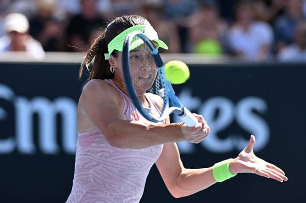 TENNIS AUSTRALIAN OPEN, Zeynep Sonmez of Turkey in action during the Women™s 1st round match against Ekaterina Alexandrova of Russia on day 1 of the 2026 Australian Open tennis tournament at Melbourne Park in Melbourne, Sunday, January 18, 2026. ( NO ARCHIVING MELBOURNE VICTORIA AUSTRALIA  Copyright: xJAMESxROSSx 20260118126497869898