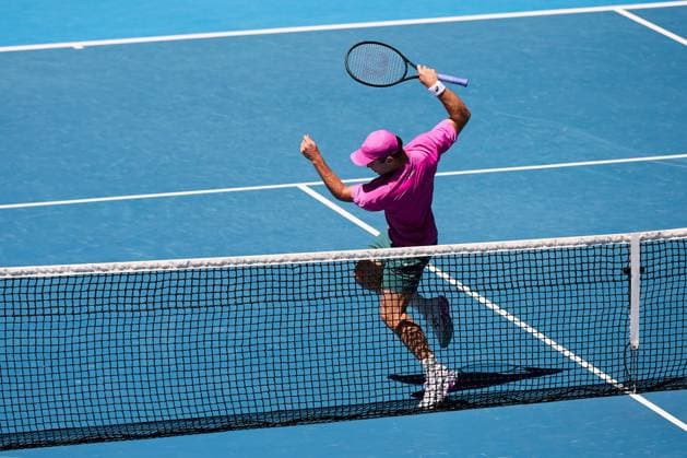 Arthur Fery of Great Britain narrowly avoids touching the net during his first round match Australian Open tennis tournament, Day One, Melbourne Park, Australia - 18 Jan 2026Melbourne Melbourne Park Victoria (VIC) Australia  Copyright: xRachelxBach Shutterstockx 16302999l