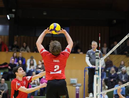 Germany Kriftel 17 01 2026 Volleyball Hessen 2 Bundesliga South Men Season 2025 2026 TuS Kriftel red L E Volleys blue v l David Freitag Kriftel Nr 14 , Tobias Thiel Kriftel Nr 2 Sport TuS Kriftel L E Volleys