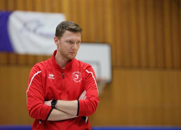 Germany Kriftel 17 01 2026 Volleyball Hesse 2 Bundesliga South Men Season 2025 2026 TuS Kriftel red L E Volleys blue v l Coach Tim Schön Kriftel Sport TuS Kriftel L E Volleys