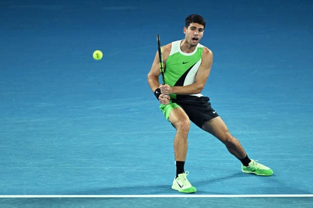 TENNIS AUSTRALIAN OPEN, Carlos Alcaraz of Spain in action during the Men™s 1st round match against Adam Walton of Australia on day 1 of the 2026 Australian Open tennis tournament at Melbourne Park in Melbourne, Sunday, January 18, 2026. ( NO ARCHIVING MELBOURNE VICTORIA AUSTRALIA  Copyright: xJAMESxROSSx 20260118115728156676