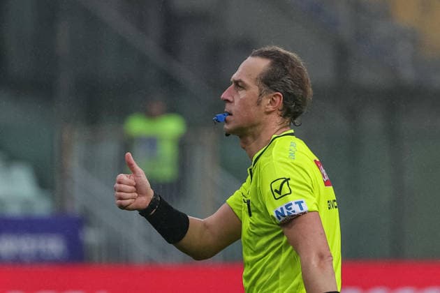 January 18, 2026, Parma: The referee of the match Luca Pairetto in action during the italian soccer Serie A match between Parma Calcio 1913 vs Genoa CFC on january 18, 2026 at the Stadio Ennio Tardini in Parma, Italy. ANSA Soccer: Serie A; Parma Vs Genoa  - ZUMAa110 20260118_zaf_a110_007 Copyright: xLorenzoxCattanix