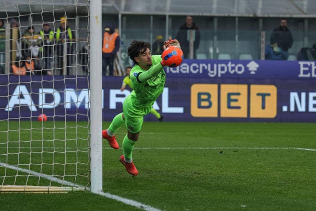 January 18, 2026, Parma: Parma™s Edoardo Corvi saves the ball during the italian soccer Serie A match between Parma Calcio 1913 vs Genoa CFC on january 18, 2026 at the Stadio Ennio Tardini in Parma, Italy. ANSA Soccer: Serie A; Parma Vs Genoa  - ZUMAa110 20260118_zaf_a110_009 Copyright: xLorenzoxCattanix