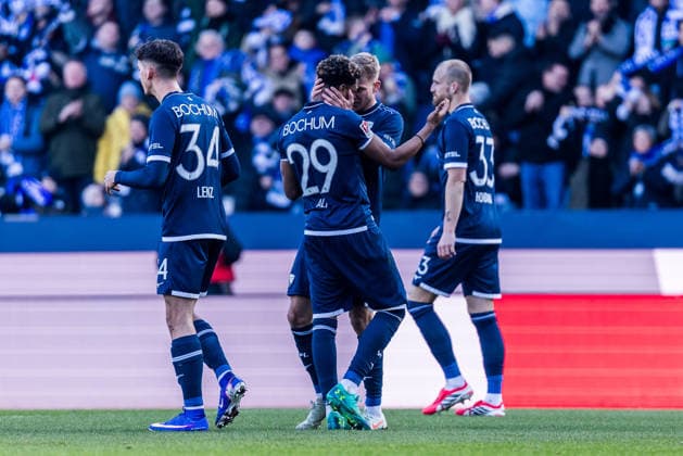 2 Soccer Bundesliga, VfL Bochum SV Darmstadt 98 18 01 2026 Cheering for 1 1 by Francis Onyeka VfL Bochum, 21 , Goal, Goal celebration 2 Soccer Bundesliga, VfL Bochum SV Darmstadt 98, VONONVIA Ruhrstadion on 18 01 2026 DFL REGULATIONS PROHIBIT ANY USE OF PHOTOGRAPHS AS IMAGE SEQUENCES AND OR QUASI VIDEO Copyright: xBEAUTIFULxSPORTS Wunderlx