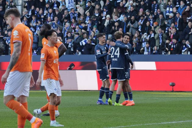 18 01 2026, xgrfx, Soccer 2 Bundesliga, VfL Bochum SV Darmstadt 98 v l Tor, Francis Onyeka VfL Bochum DFL DFB REGULATIONS PROHIBIT ANY USE OF PHOTOGRAPHS as IMAGE SEQUENCES and or QUASI VIDEO Bochum