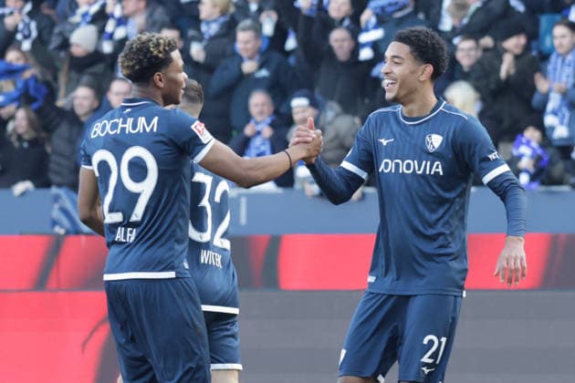 18 01 2026, xgrfx, Soccer 2 Bundesliga, VfL Bochum SV Darmstadt 98 v l Tor, Francis Onyeka VfL Bochum DFL DFB REGULATIONS PROHIBIT ANY USE OF PHOTOGRAPHS as IMAGE SEQUENCES and or QUASI VIDEO Bochum