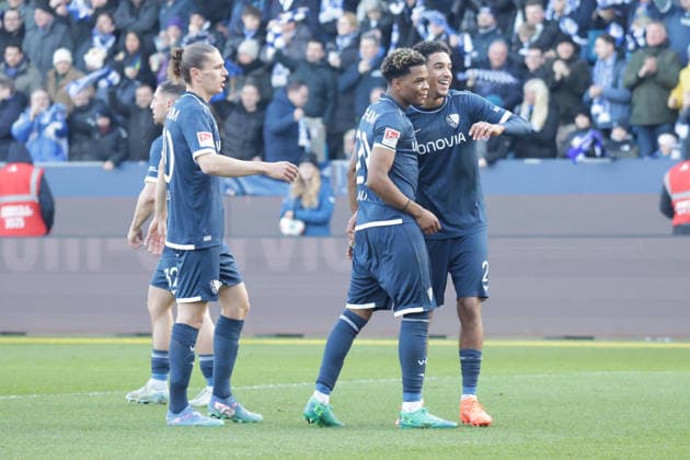 18 01 2026, xgrfx, Soccer 2 Bundesliga, VfL Bochum SV Darmstadt 98 v l Tor, Francis Onyeka VfL Bochum DFL DFB REGULATIONS PROHIBIT ANY USE OF PHOTOGRAPHS as IMAGE SEQUENCES and or QUASI VIDEO Bochum