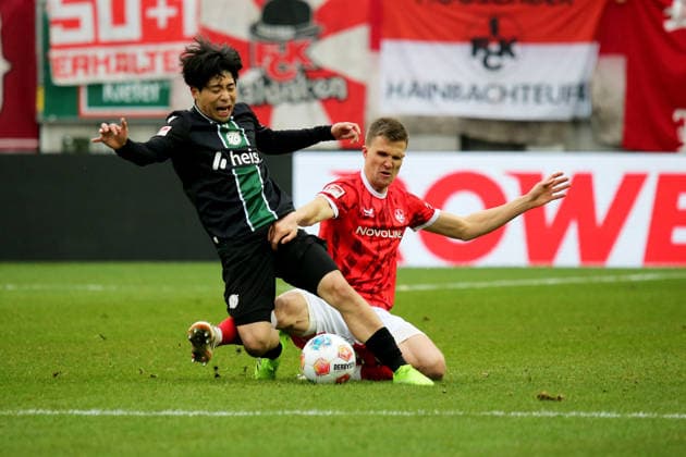 2 Bundesliga 1 FC Kaiserslautern Hannover 96 on 18 01 2026 at the Fritz Walter Stadium in Kaiserslautern Daisuke Yokota Hannover 96 Fabian Kunze 1 FC Kaiserslautern duel, action, action, battle for the ball SM