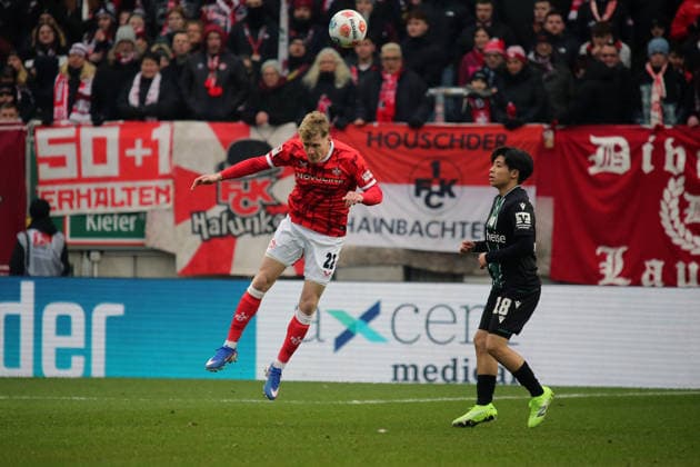 2 Bundesliga 1 FC Kaiserslautern Hannover 96 on 18 01 2026 at the Fritz Walter Stadium in Kaiserslautern Mika Haas 1 FC Kaiserslautern Daisuke Yokota Hannover 96 SM