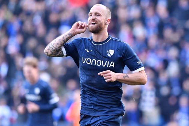 Soccer 2 Bundesliga 18 Matchday VfL Bochum SV Darmstadt 98 on 18 01 2026 at Vonovia Ruhrstadion in Bochum Goal celebration for 2 1 by Philipp Hofmann Bochum DFL regulations prohibit any use of photographs as image sequences and or quasi video xRx
