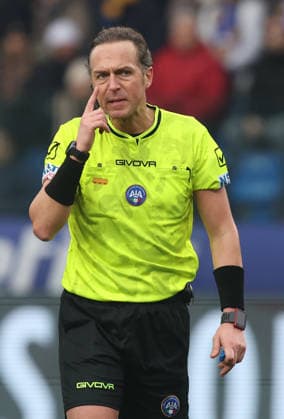 Luca Pairetto referee during the Serie A soccer match between Parma and Genoa at the Ennio Tardini Stadium in Parma - Sunday , January 18, 2026. - Soccer .  Copyright: xGiannixSantandrea LaPressex