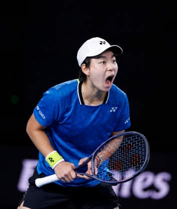 (260118) -- MELBOURNE, Jan. 18, 2026 -- Bai Zhuoxuan celebrates scoring during the women s singles 1st round match between Bai Zhuoxuan of China and Anastasia Pavlyuchenkova of Russia at the Australian Open tennis tournament in Melbourne, Australia, Jan. 18, 2026. ) (SP)AUSTRALIA-MELBOURNE-TENNIS-AUSTRALIAN OPEN-WOMEN S SINGLES MaxPing 