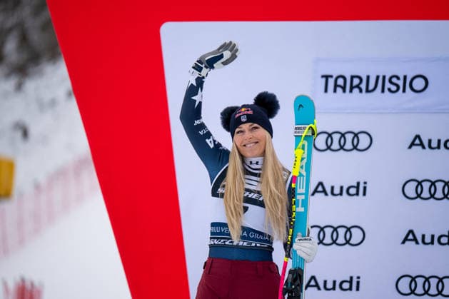 INVERNALI - Sci Alpino - 2026 Audi FIS Ski World Cup - Women s SuperG Lindsey Vonn (USA) celebrating the victory during 2026 Audi FIS Ski World Cup - Women s SuperG, Alpine Ski race in Tarvisio, Italy, January 18 2026 Tarvisio Italy  Copyright: xIPAxSport ABACAx