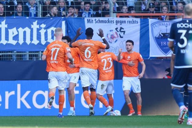 Goal celebration for 2 2 by Isac Lidberg SV Darmstadt 98 GER, VfL Bochum vs SV Darmstadt 98, Football, 2 Liga, Matchday 18, Season 2025 2026, 18 01 2026 DFL REGULATES PROHIBIT ANY USE OF PHOTOGRAPHS AS IMAGE SEQUENCES AND OR QUASI VIDEO GER, VfL Bochum vs SV Darmstadt 98, Football, 2 Liga, Matchday 18, Season 2025 2026, 18 01 2026 Bochum Copyright: xEibner-Pressefoto FrankxZeisingx EP_FZG
