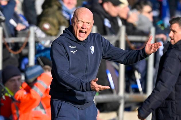 Uwe Rösler Roesler Bochum Mimic strong facial expression Emotion Gesture Gesture gestured 18 01 2026 Soccer VfL Bochum vs SV Darmstadt 98, Vonovia Ruhrstadion, Bochum, DFB DFL REGULATIONS PROHIBIT ANY USE OF PHOTOGRAPHS AS IMAGE SEQUENCES AND OR QUASI VIDEO Copyright: xpepphotox xHorstxMauelshagenx pep00321, pep_20260118_hm_256349