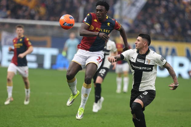 Genoa™s Jeff Ekhator fight for the ball with Parma™s Lautaro Valenti during the Serie A soccer match between Parma and Genoa at the Ennio Tardini Stadium in Parma - Sunday , January 18, 2026. - Soccer .  Copyright: xGiannixSantandrea LaPressex