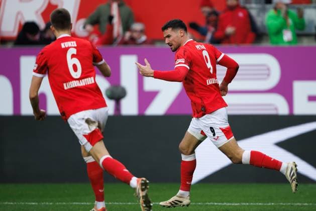 Ivan Prtajin 1 FC Kaiserslautern celebrates the goal for 1 1, 1 FC Kaiserslautern vs Hannover 96, Football, 2 Bundesliga, Matchday 18, Season 2025 2026, 18 01 2025 1 FC Kaiserslautern vs Hannover 96, Football, 2 Bundesliga, Matchday 18, Season 2025 2026, 18 01 2025 Copyright: xEibner-Pressefoto AlexanderxNeisx EP_ANS