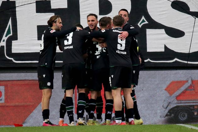 2 Bundesliga 1 FC Kaiserslautern Hannover 96 on 18 01 2026 at Fritz Walter Stadion in Kaiserslautern Goal celebration after the goal celebrating the goal celebrate 0 1 by Enzo Leopold Hannover 96 SM