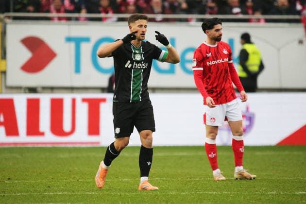 2 Bundesliga 1 FC Kaiserslautern Hannover 96 on 18 01 2026 at Fritz Walter Stadion in Kaiserslautern Goal celebration after the goal celebrating the goal celebrate 0 1 by Enzo Leopold Hannover 96 SM